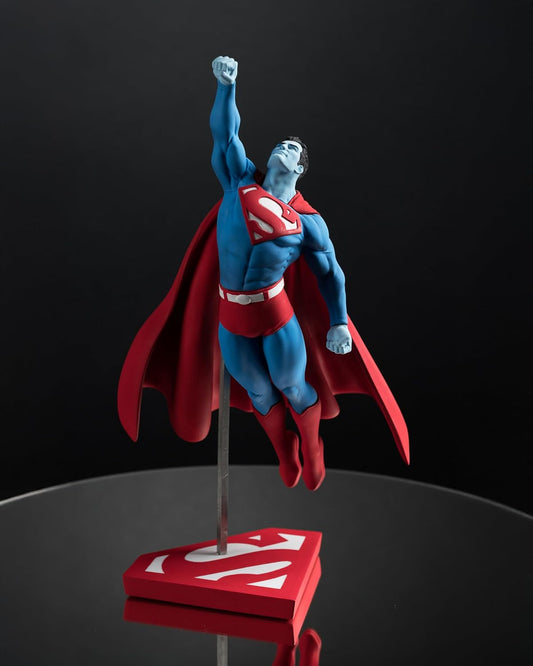 Dc Superman Red-Blue Di Gary Frank Statue